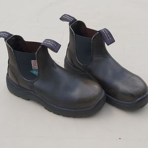 Blundstone black steel toed boots